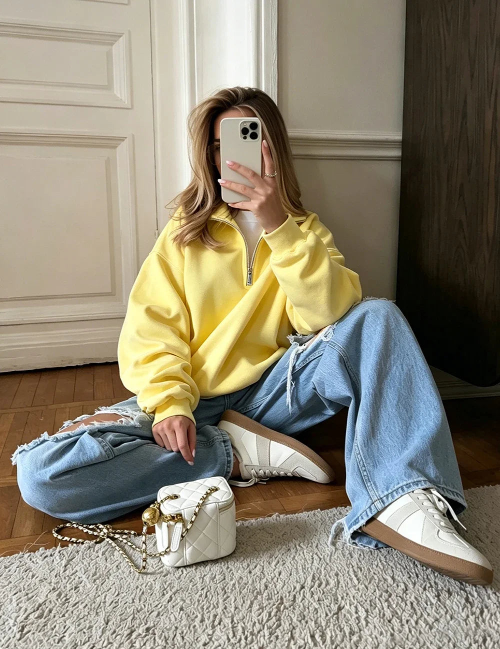 Women's Embroidered Relaxed-Fit Sweatshirt