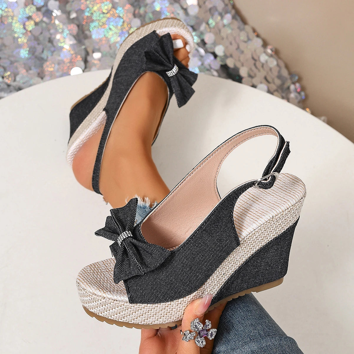 Women's Rivet-Detail Wedge Sandals — Buckle Strap Platform Beach Shoes