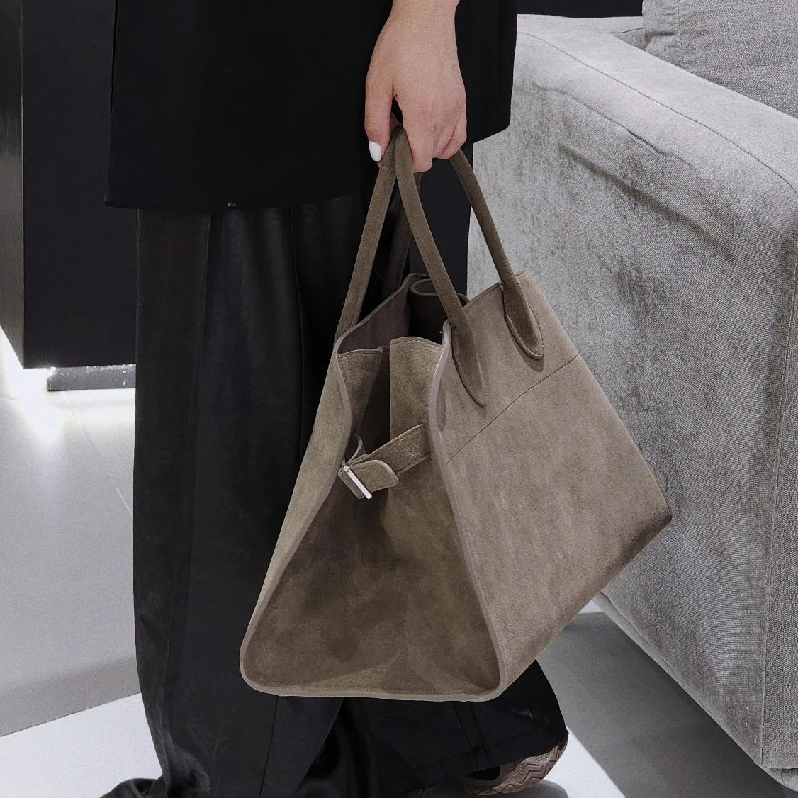 High Quality Autumn Winter New Matte Suede Tote Bag Large Capacity Commuter Casual Portable Shoulder Genuine Leather Women's Bag