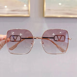 2025 New Fashion Metal Square Polarized Sun Glasses Women Luxury Diamond UV400 Sunglasses Ladies Oversized Eyewears Gafas De Sol