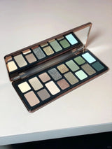 Qianyan Cheeryep 16 Color Eyeshadow Palette Glitter Chamelon Matte Pearlescent Flash Plate Cowherd Sequins
