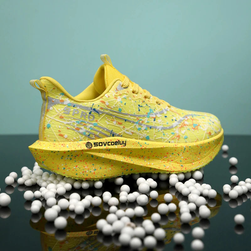 Men’s Lightweight Breathable Mesh Running Shoes