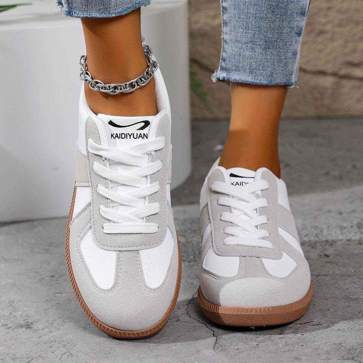 2026 Fashion Leather Women's Casual Sneakers Breathable Woman Vulcanize Sport Walking Running Platform Flats Shoes 644