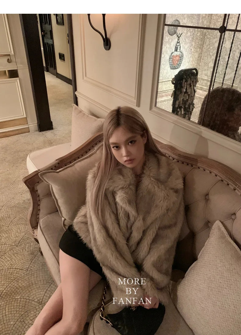 Women's Faux Fur Winter Jacket with Pockets