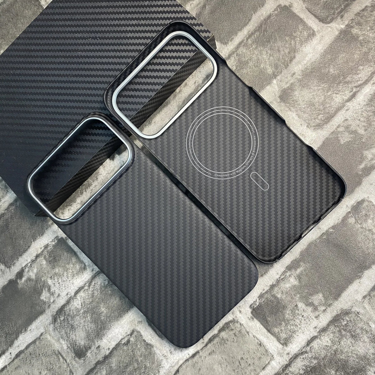 Magnetic Carbon Fiber Case for iPhone 17 & 18 Pro Max