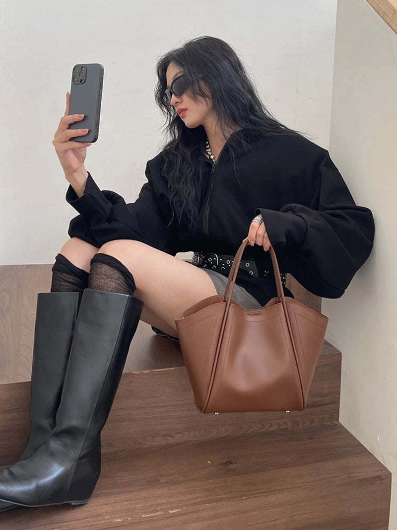 2025 Women's Large Capacity Handbag Wing Design Handheld Tote Daily Use And Commuting Single Shoulder Crossbody Bag for Ladies