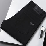 Men’s Fleece-Lined Straight-Leg Stretch Jeans