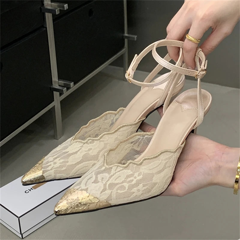 Aneikeh Pointed Toe Slingback Pumps – Floral Lace Heels