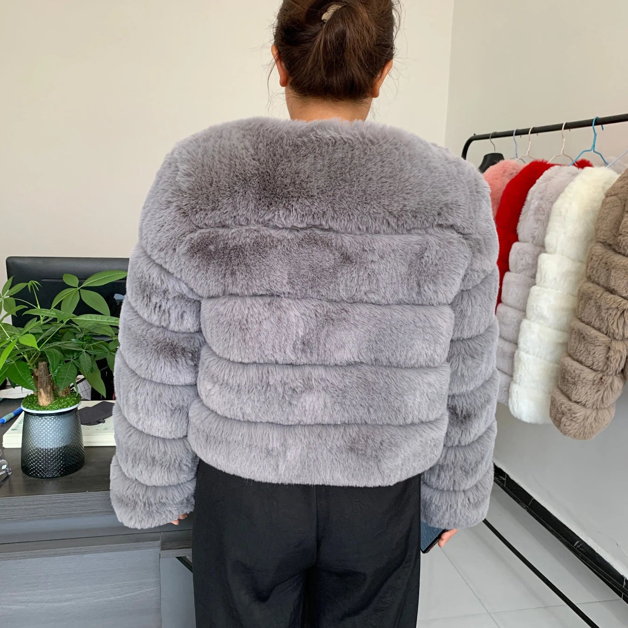 Elegant Winter Faux Fox Fur Crop Jacket