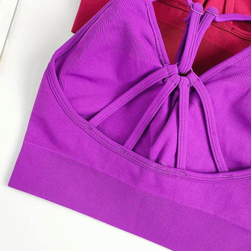 Women's Seamless Yoga Set with High-Waist Leggings