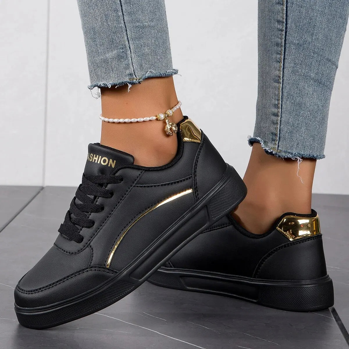 Baasploa Women’s Leather Platform Sneakers