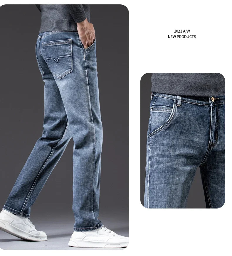 Men’s Classic Straight-Leg Stretch Jeans
