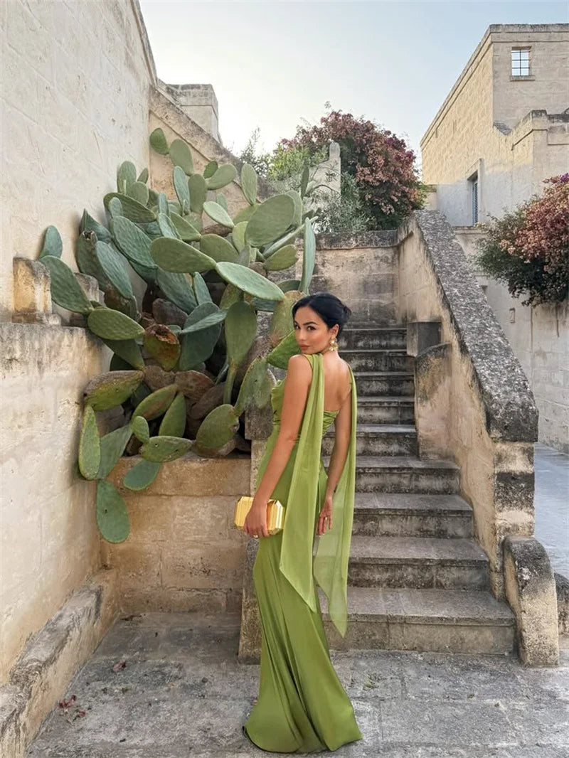 Elegant Backless Satin Maxi Dress – Sleeveless Halter Bodycon Party Gown