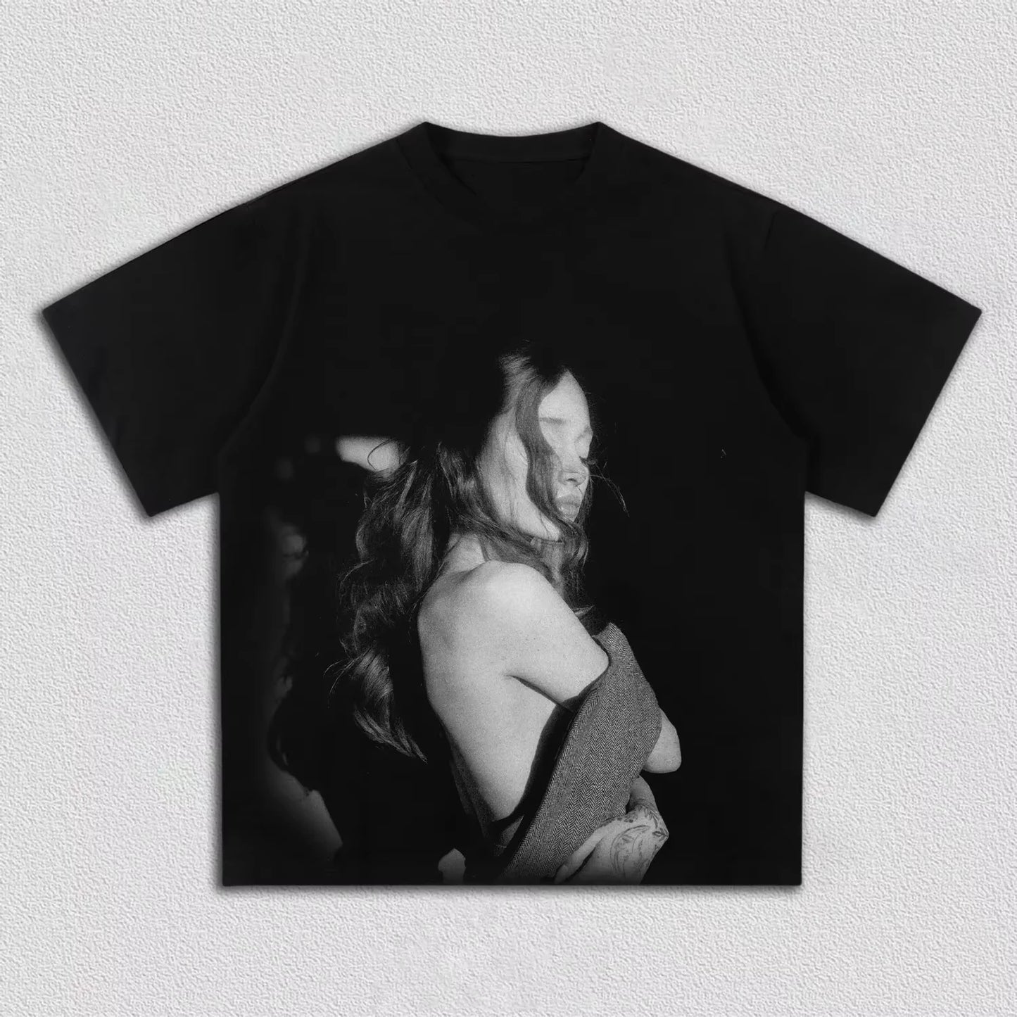 Ariana Grande Petal Photo Graphic Tee — Unisex Cotton T-Shirt