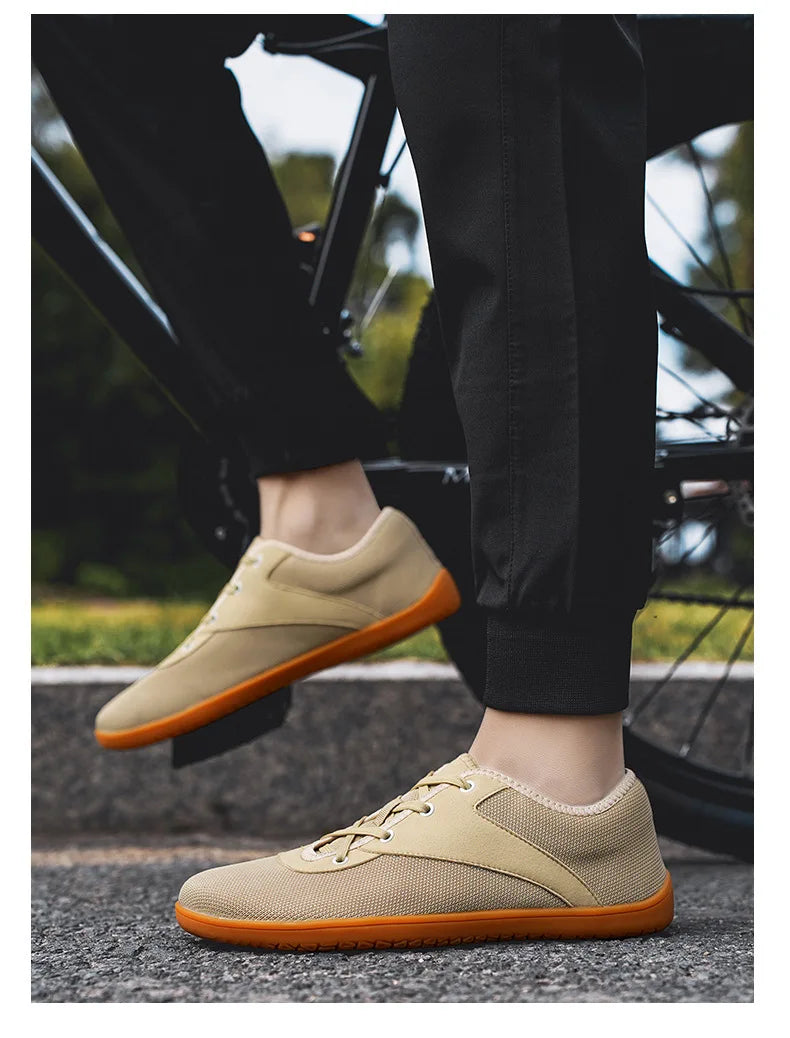 Men's Lightweight Breathable Lace-Up Shoes