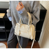 Vintage Rivets Pillow Bag Large Capacity Zipper Single Shoulder Bag Top Handle Patent Leather Crossbody Women's Bag Women