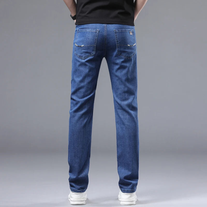 Men’s Classic Straight-Leg Stretch Jeans