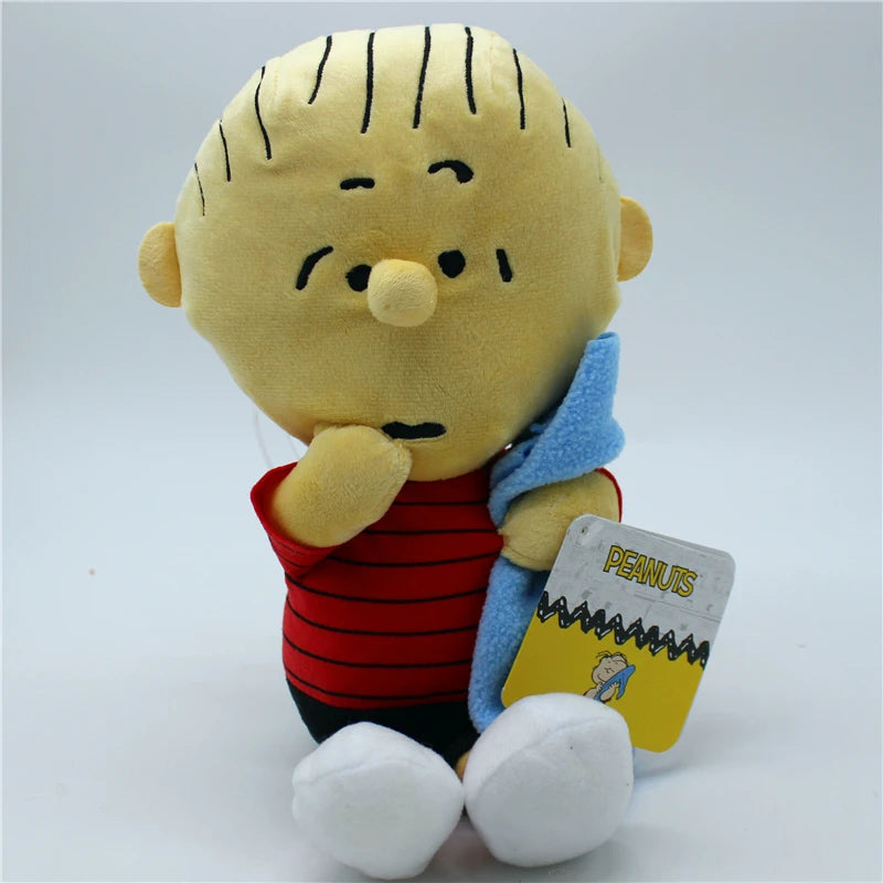1piece 28CM high quality Cartoon Peanuts Snoopy Charlie Sally Woods Plush soft toys Snoopy dog animal dolls best Christmas gift
