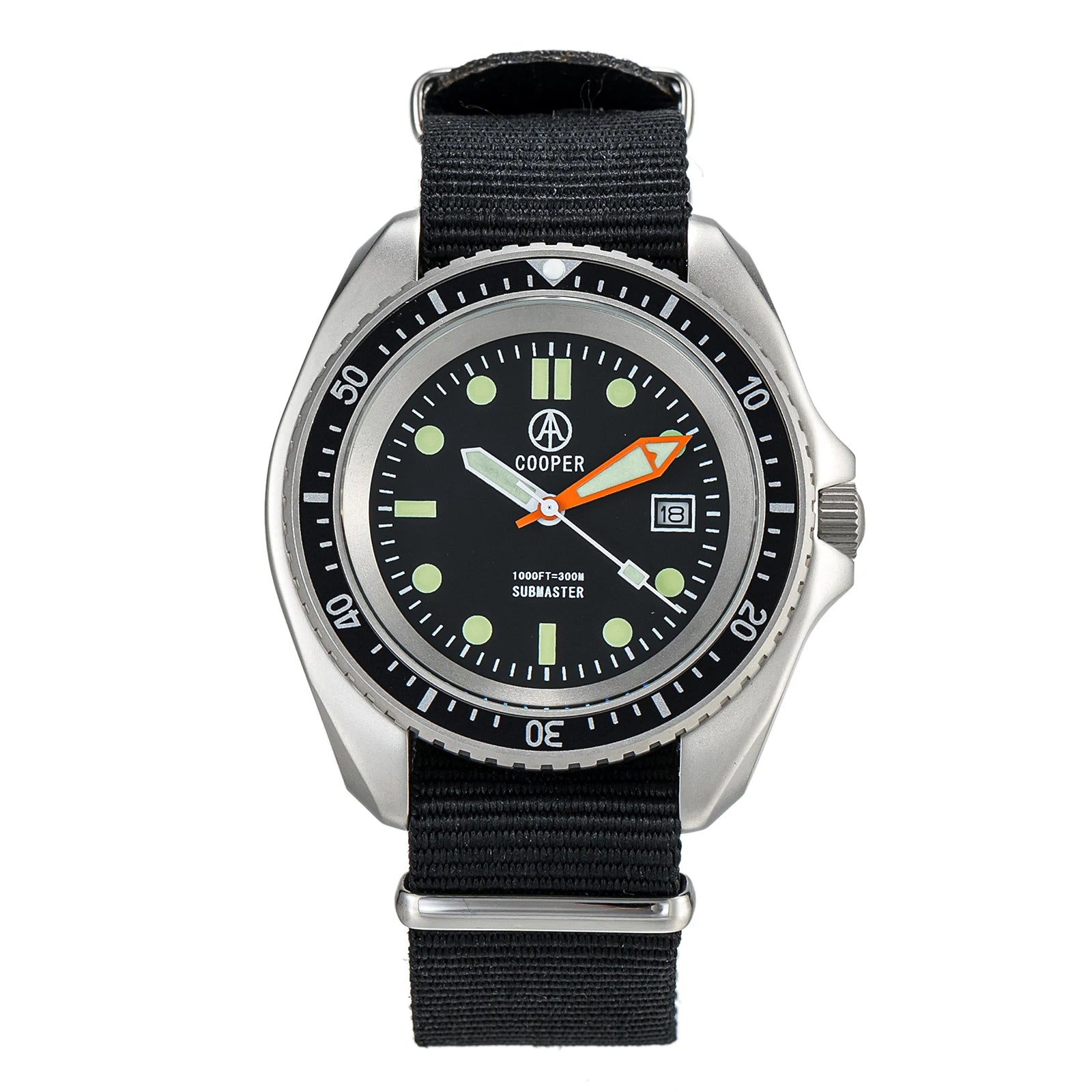 QM UDT Men's Watch  Military Sport Watch Army Green Outdoor Diver Fashion Accessories SM8016C  Japan Movement 300M ATM