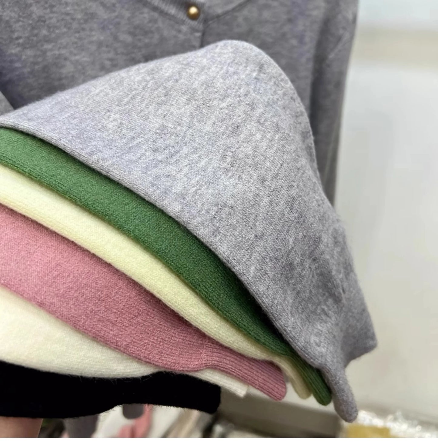 Classic O-Neck Knit Cardigan