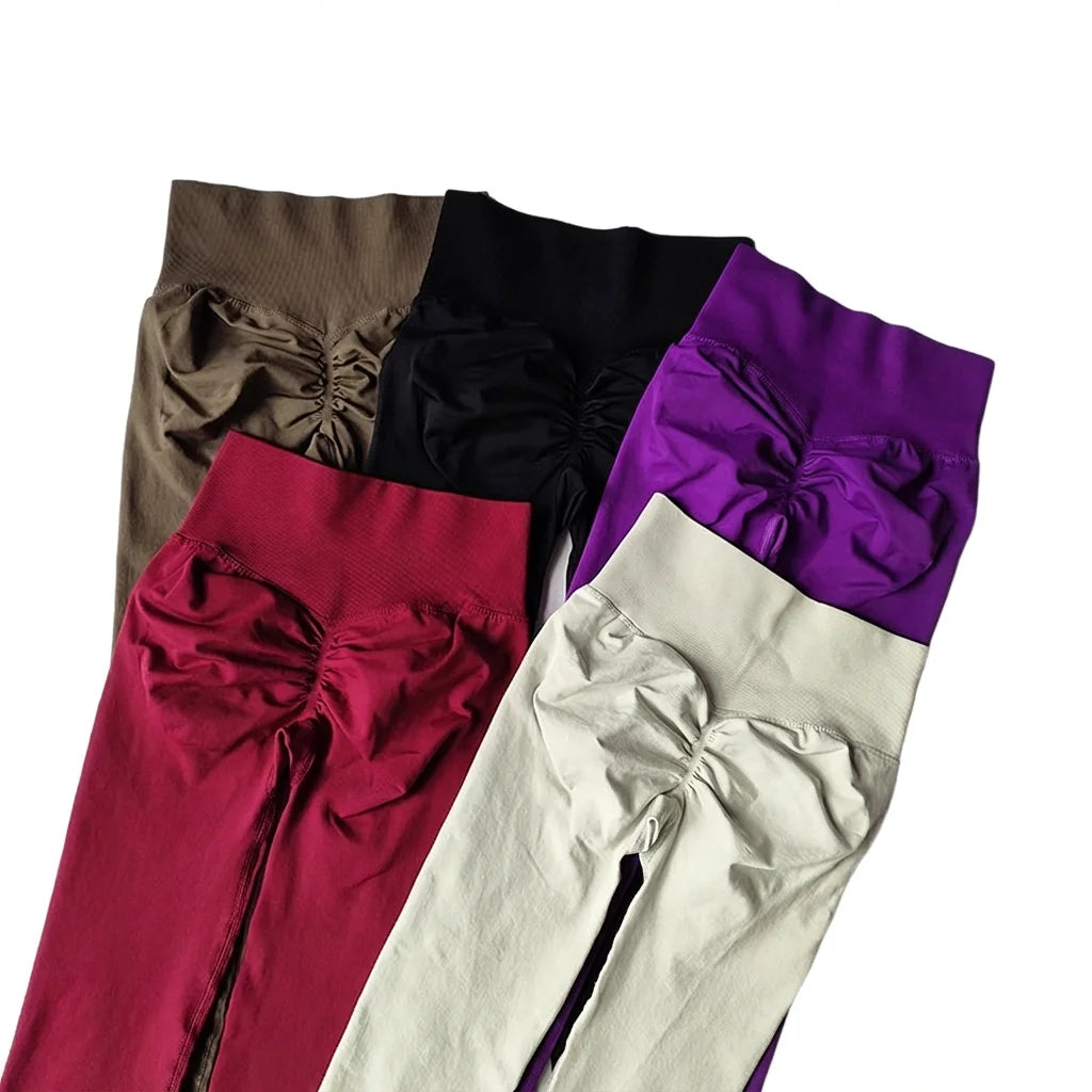 Women's Seamless Yoga Set with High-Waist Leggings