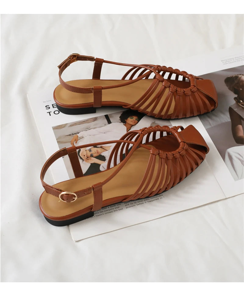 Women's Narrow Band Roman Flat Sandals — Buckle Strap Gladiator Beach Shoes