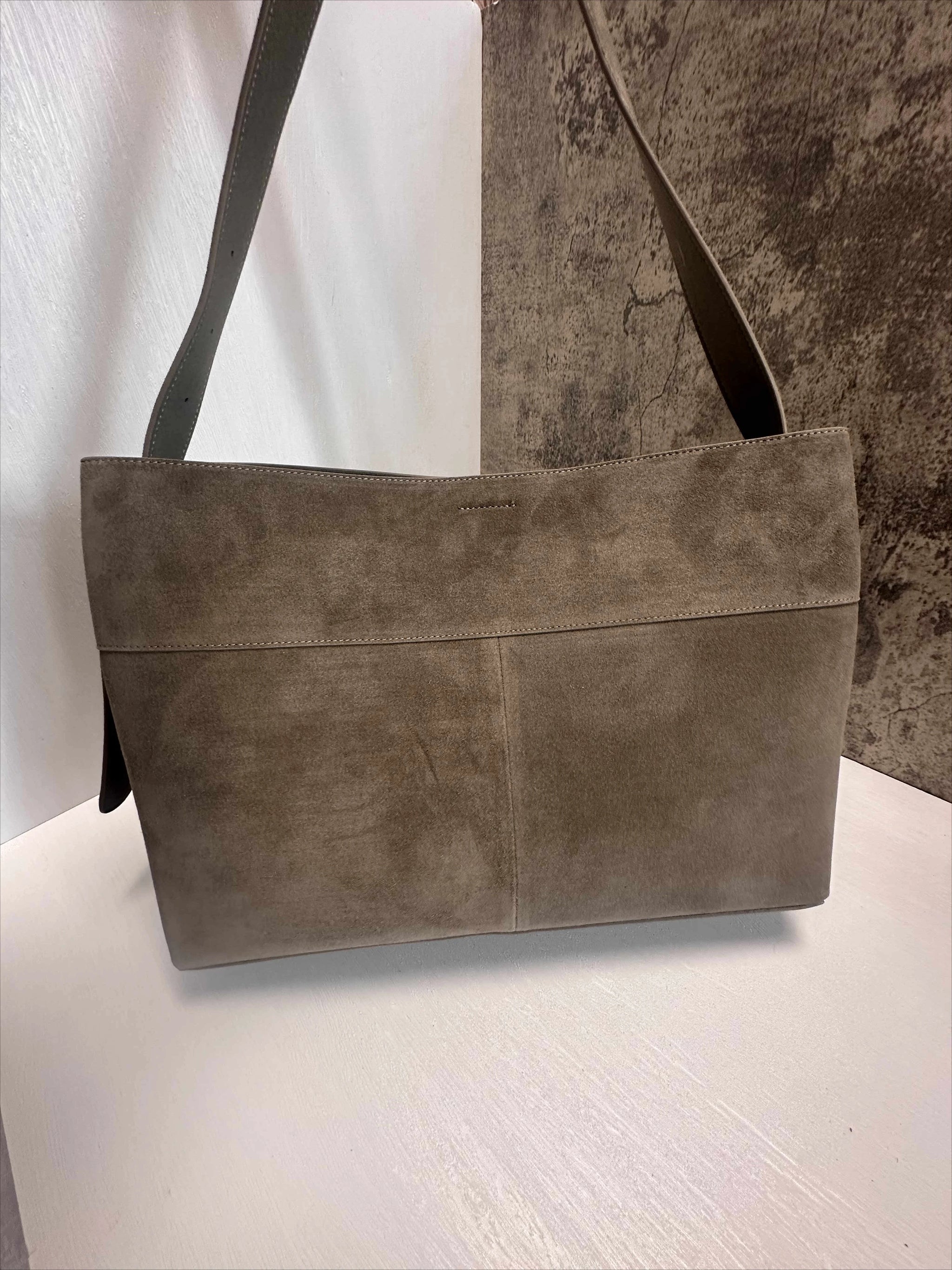 Motingsome Oversize Women Bag Luxury Suede Leather Winter Bags Frosted Cow Skin Handbag and Purses Retro Lady Tote 2024 New