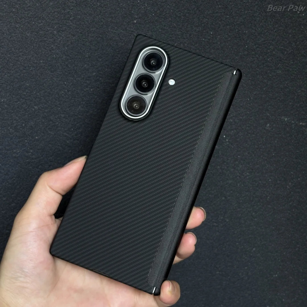 Samsung Galaxy Z Fold 7 Slim Carbon Fiber Case