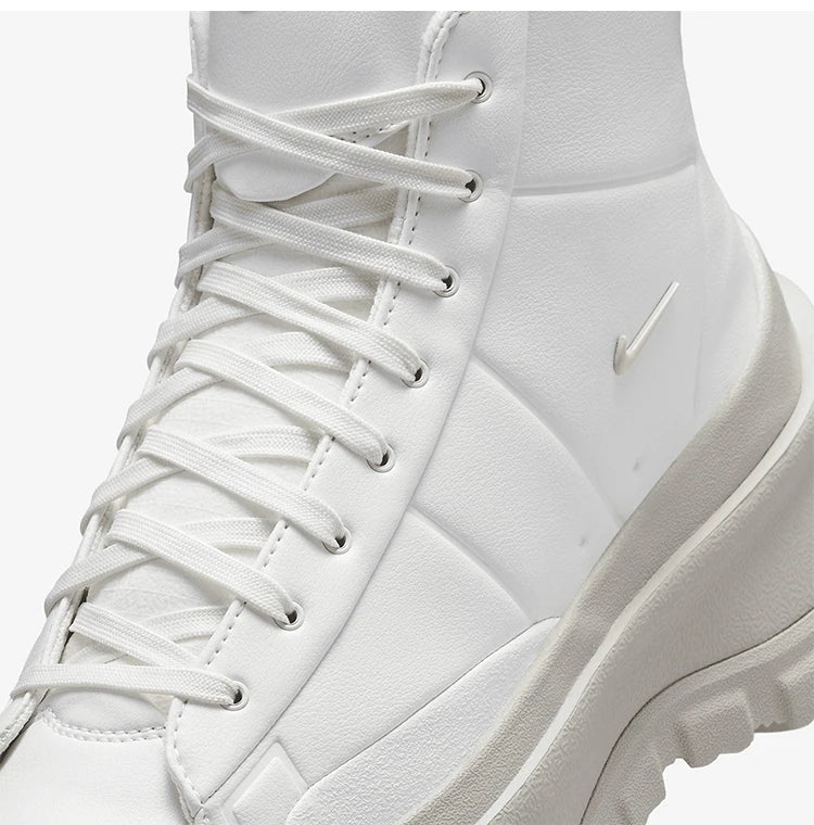 Nike Blazer Roam Mid Women's Sneakers – FQ9065-100