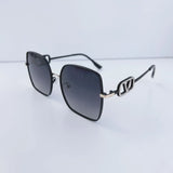 2025 New Fashion Metal Square Polarized Sun Glasses Women Luxury Diamond UV400 Sunglasses Ladies Oversized Eyewears Gafas De Sol