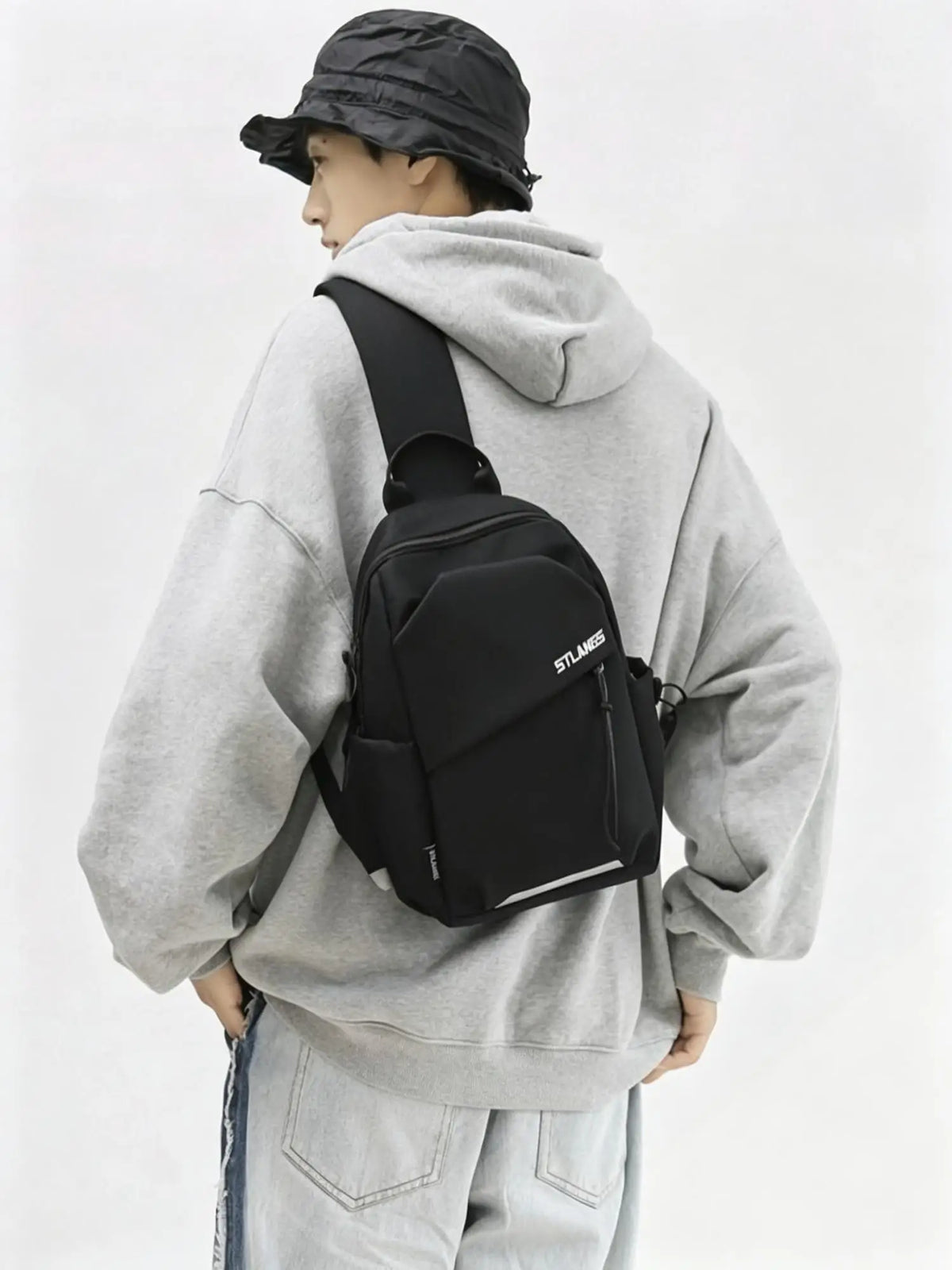 Unisex Sling Backpack Chest Bag Men Women Lightweight Crossbody Bag for Cycling Hiking Travel Tablet Sports Shoulder Bag
