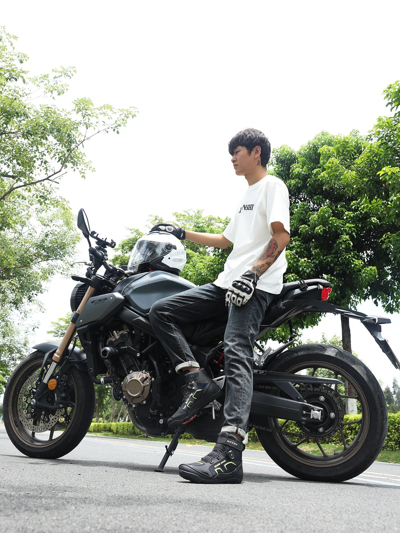 Motorcycle Riding Men Boots Waterproof Motocross Cycling Shoes Off-Road Motorbike Racing Anti-drop Breathable Equipment Sof