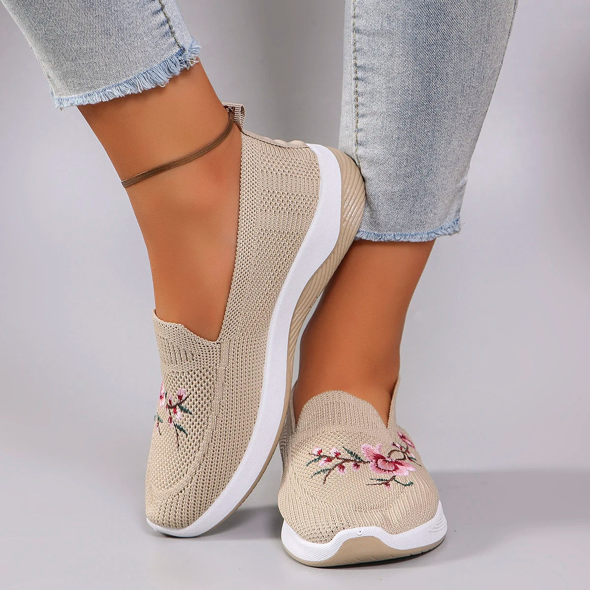 Women's Breathable Mesh Flat Sneakers — Lightweight Slip-On Casual Shoes