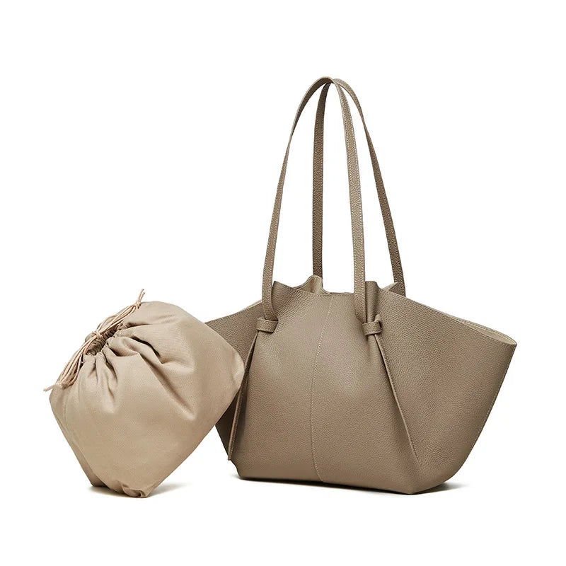 New Women's Large Capacity Cowhide Tote Fashionable Bat Wing Design Genuine Leather Handbag for Commuting Versatile Ladies Bag