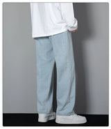 Men’s Relaxed Straight-Leg Denim Jeans