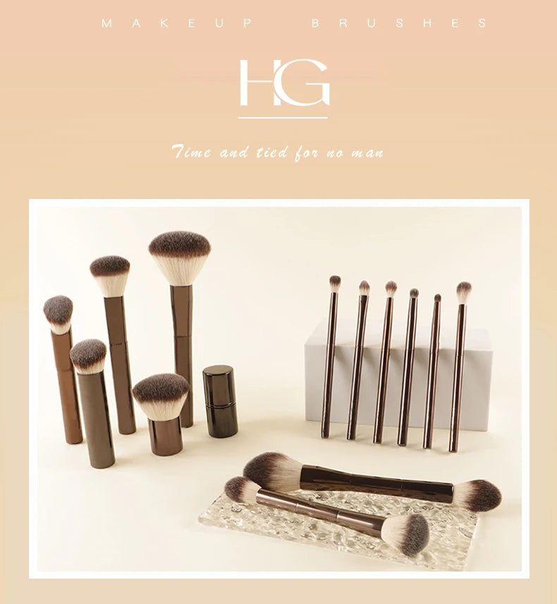 Hourglass 23-Piece Professional Makeup Brush Set