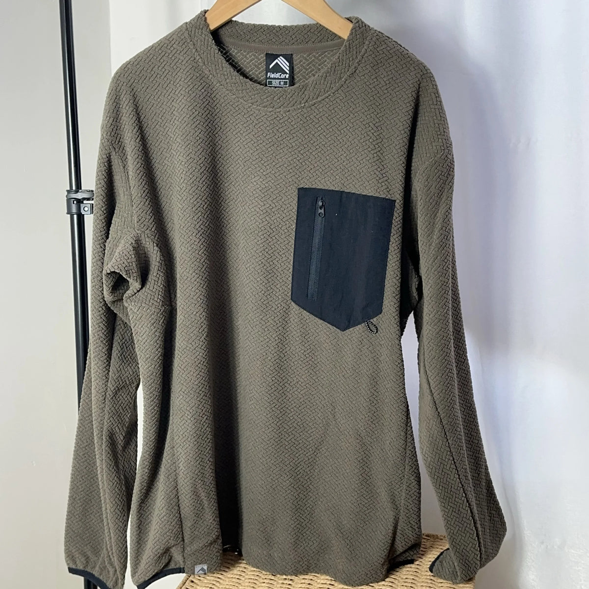 Original Men's Sporty Casual Hoodie Polyester Fiber Youth Trend Autumn Warm round Neck Chest Pocket No Button Men's Sweatshirt