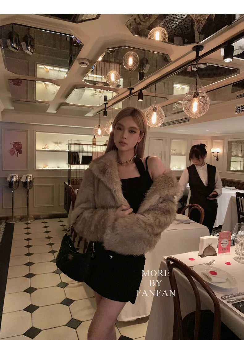 Women's Faux Fur Winter Jacket with Pockets