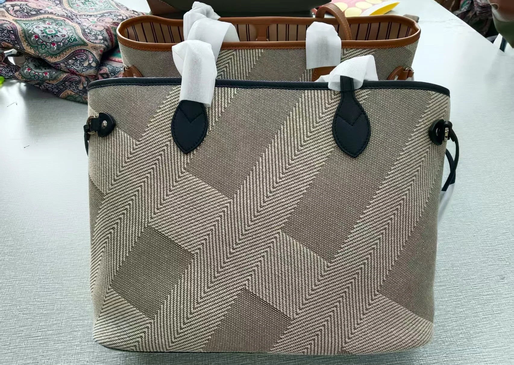 Women's Fashion Shoulder Bag Luxury Designer Handbag Large Capacity Canvas With Genuine Leather Tote For Shopping,Commuting,Work