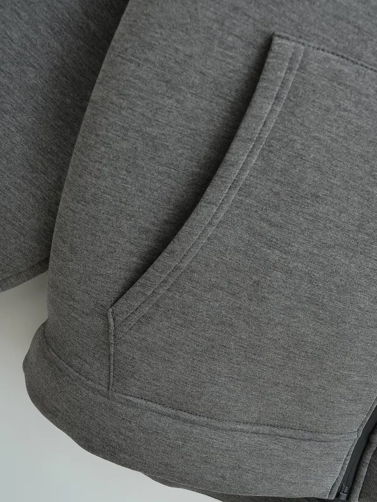 Women's Relaxed Zip-Up Hoodie with Pockets
