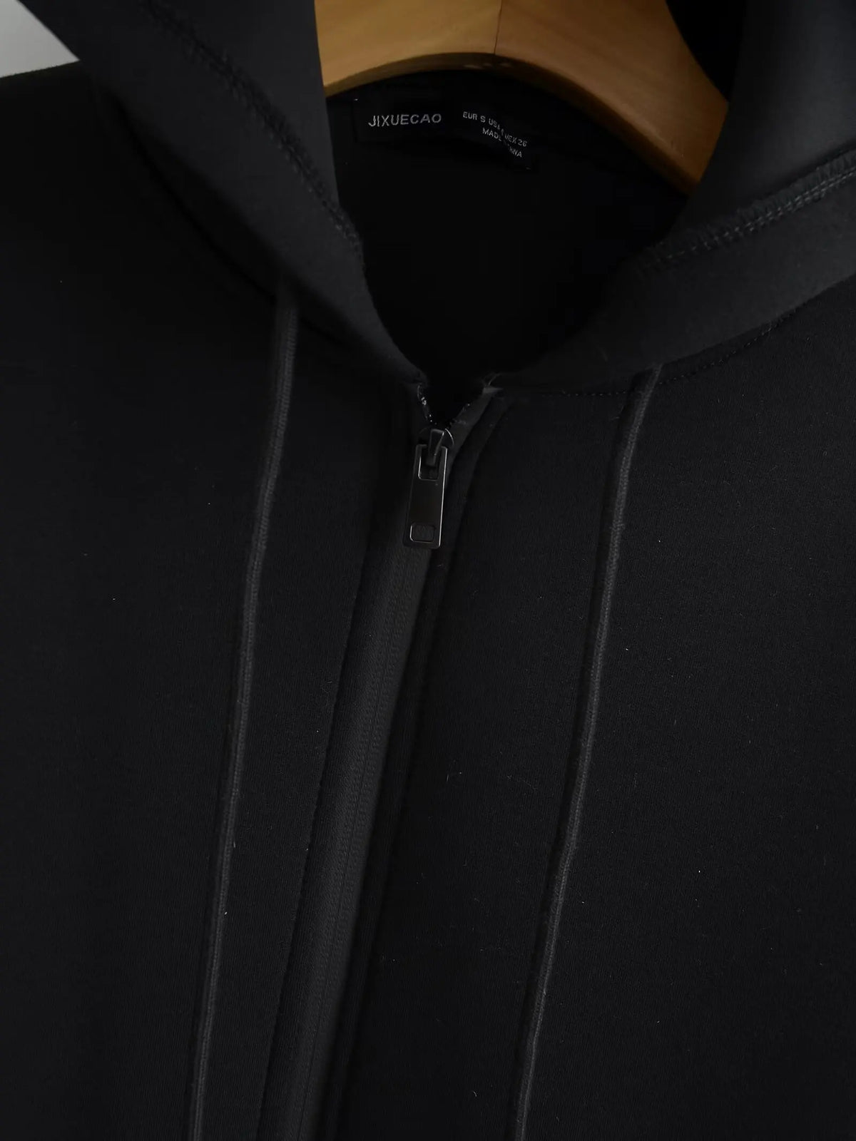 Women's Relaxed Zip-Up Hoodie with Pockets