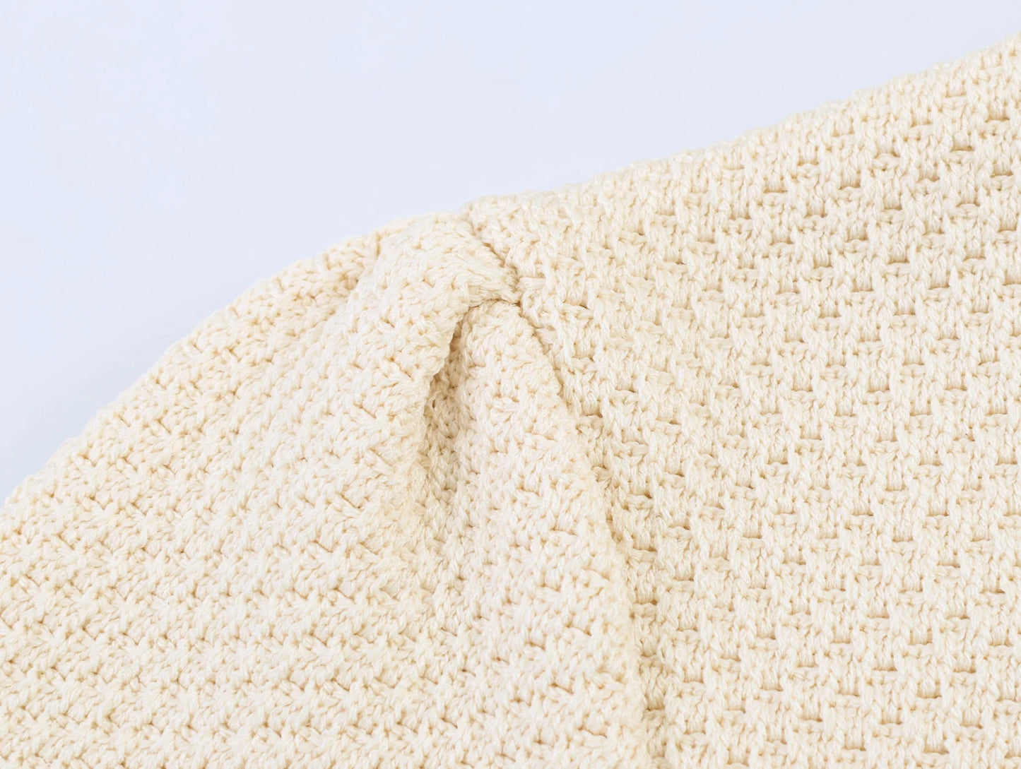 Summer minimalist style V-neck slim fit structured knit short sleeved knitted jacket with suspender short top and half skirt