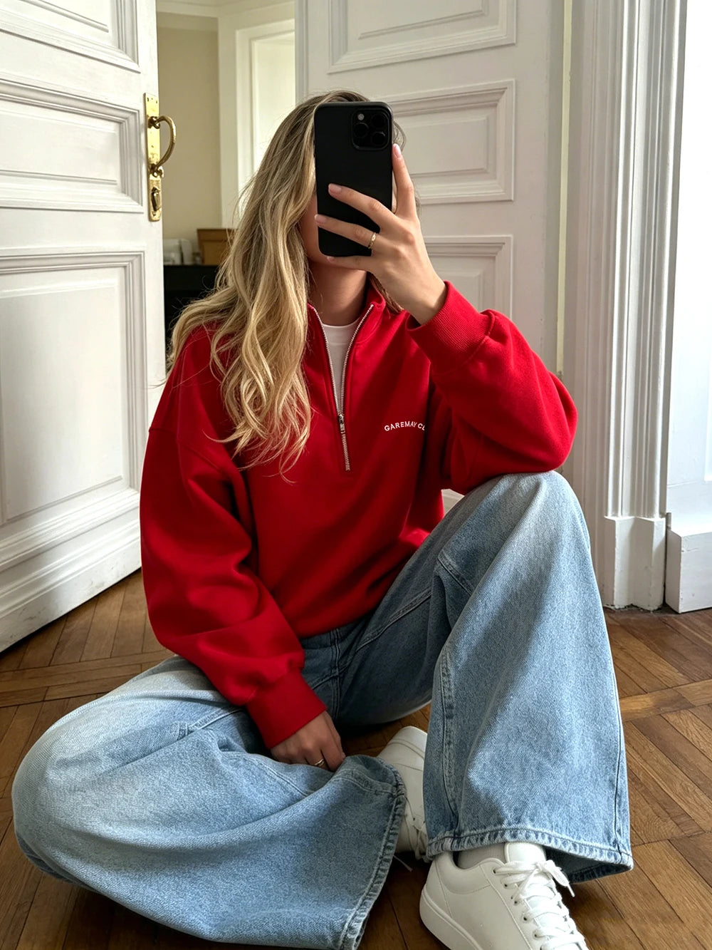 Women's Embroidered Relaxed-Fit Sweatshirt