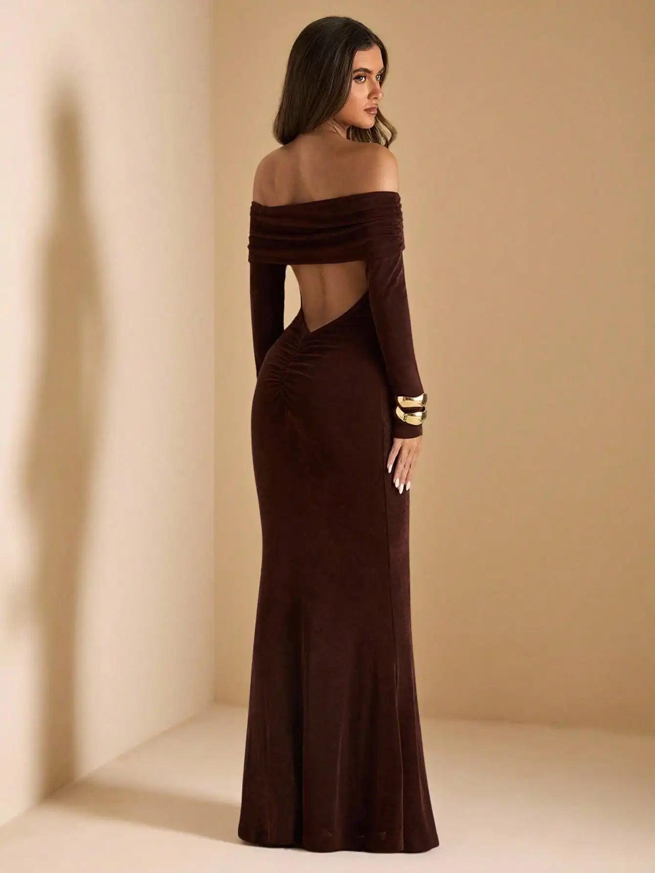 Elegant Open-Shoulder Bodycon Fishtail Dress